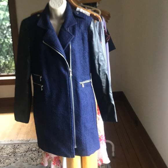 Calvin Klein jacket - Picture 1 of 7